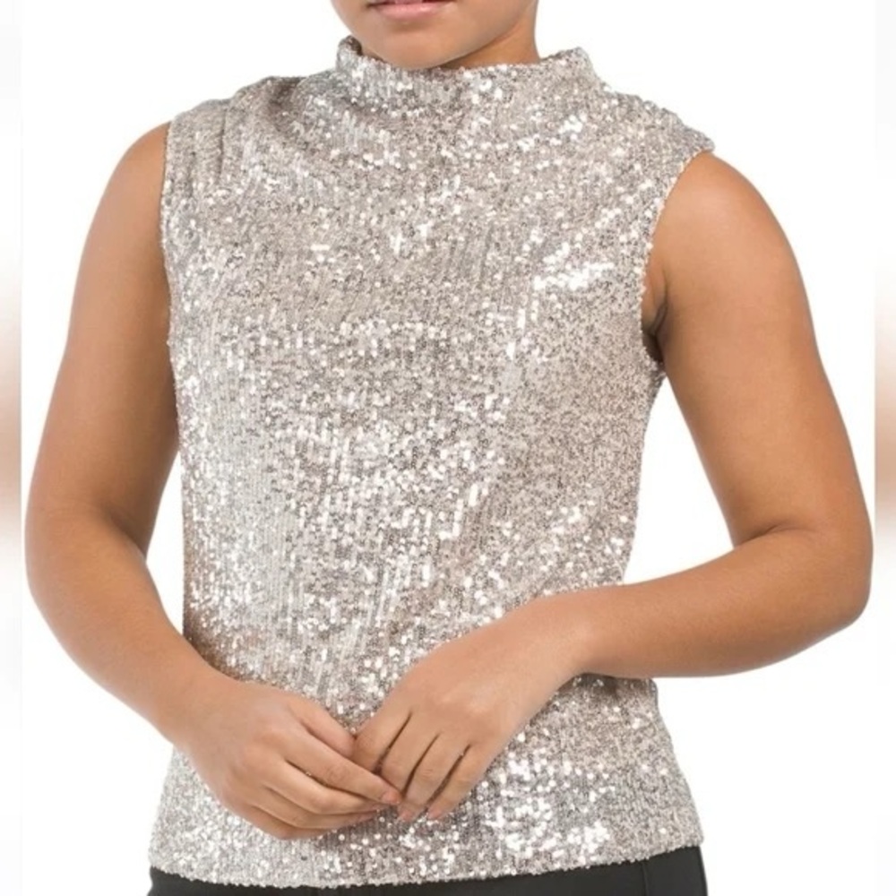 Cable and Gauge Silver Sequin Funnel Neck Sleeveless Top Size M Great Condition